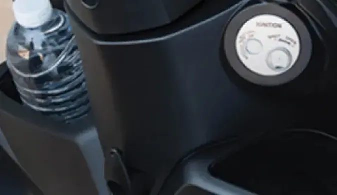 2 Ruang Penyimpanan di depan yang lapang